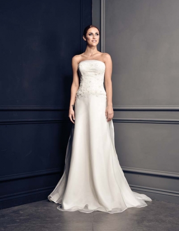 balayi-brautmoden-brautkleider-dalida-sposa-collezione2018_dsc7857