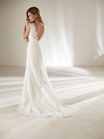 balayi-brautmoden-brautkleider-pronovias-la-sposa-petiteodilia_petite_c