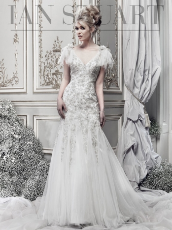 balayi-brautmoden-brautkleider-ian-stuart-neroli