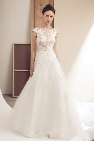Lusan-Mandongus-2019-Bridal-VALLIE-Wedding-Dress-682x1024