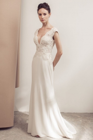 Lusan-Mandongus-2019-Bridal-VENISE-Wedding-Dress-682x1024
