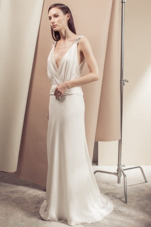 Lusan-Mandongus-2019-Bridal-VIOLANTE-Wedding-Dress-682x1024